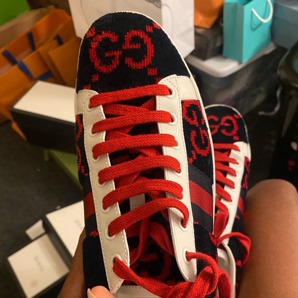 Authenticity gucci worn twice